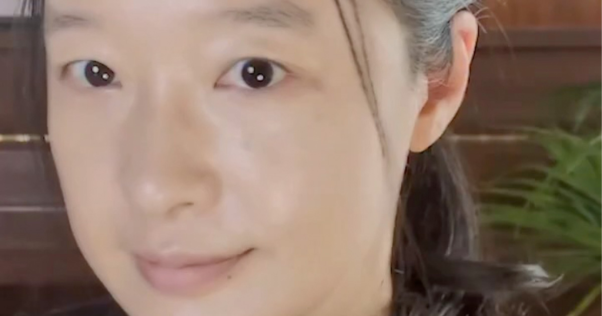 すっぴん女性が“草彅剛メイク”したら……　まさかの姿が41万再生「は？本人でしょ？」「似過ぎて笑いました」（1/3） | 美容 ねとらぼ