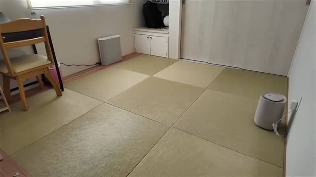 自宅1階にある和室に自分だけのくつろぎスペースを作っていきます