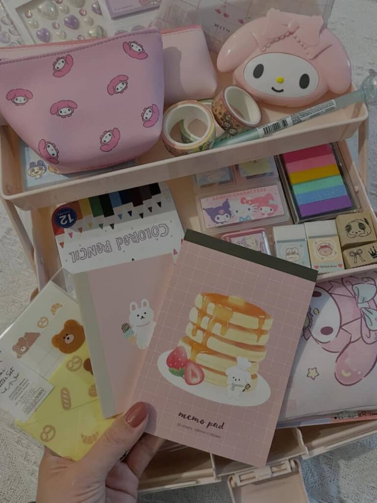 かわいいメモ帳も