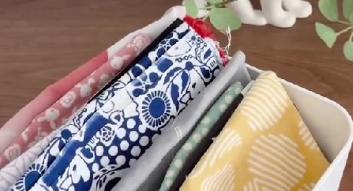 眠っている大量の手ぬぐい→パタパタ折って、30秒後……　“まさかの大変身”が35万再生「いいですねえ」「やってみます」（1/3） | ライフハック ねとらぼ