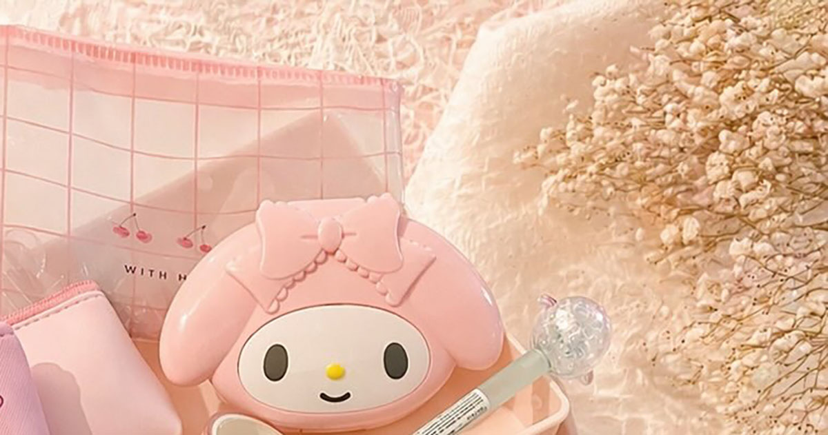 姪っ子の入学祝い→ダイソーで“爆買い”して作ったら……　夢のようなギフトに「すごいすごい！」「これは絶対に喜びますね」（1/3） | 育児 ねとらぼ