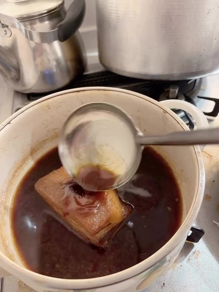 さらにコトコト煮込んでいく……