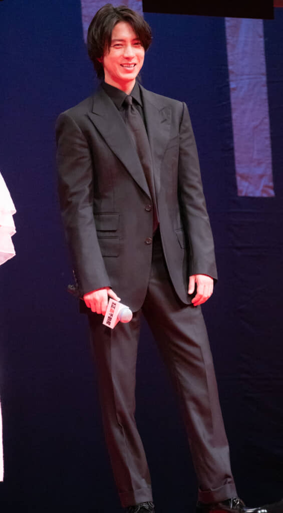 笑顔の山下智久（編集部撮影）