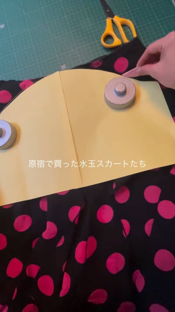 トレーナーに合わせてカット中