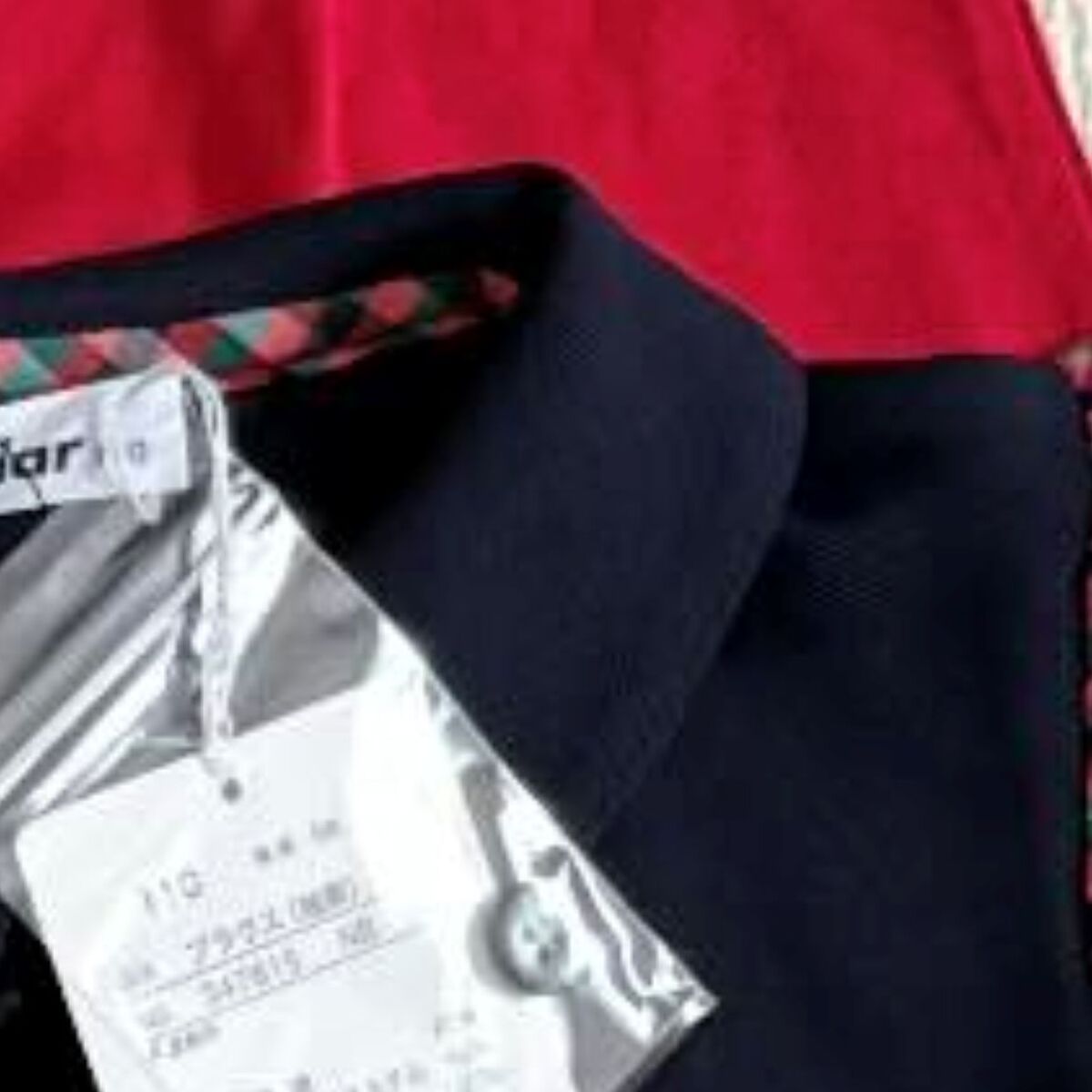 4児ママがセカストへ→3300円で買ったのは、新品タグ付きの……　破格の品々に「すごすぎる」「近くにどんなセレブがいるんや」 | 教育・子育て ねとらぼ