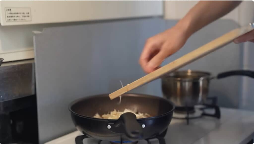 えのきを加えます