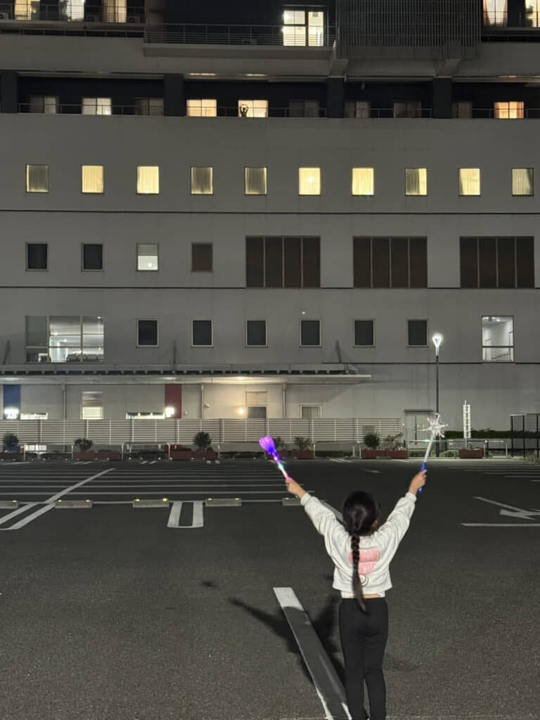 遠くからでも会いたいという気持ちにほっこり