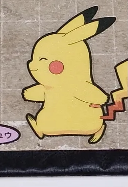 ポケモンパンのシールだ！
