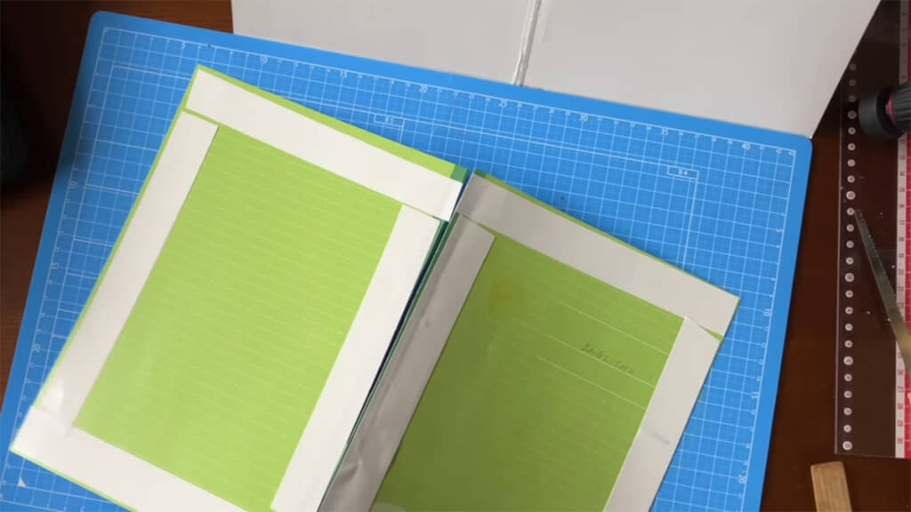 2冊分の表紙を使います
