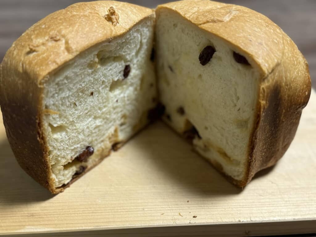 レーズン食パン