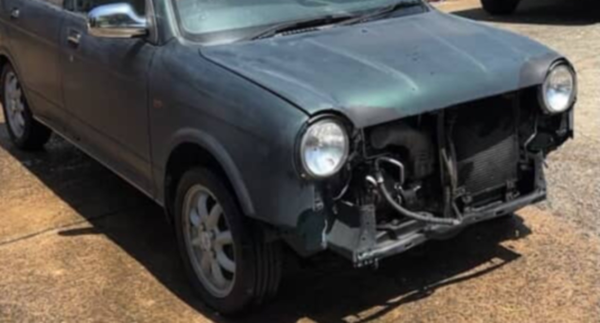 ヤフオクで買ったサビだらけの車→夫が妻のためにDIYすると…… “まさかの大変身”に「ハリーポッターの車みたい!」「奥様が羨ましい」(1/3) | 車 ねとらぼ