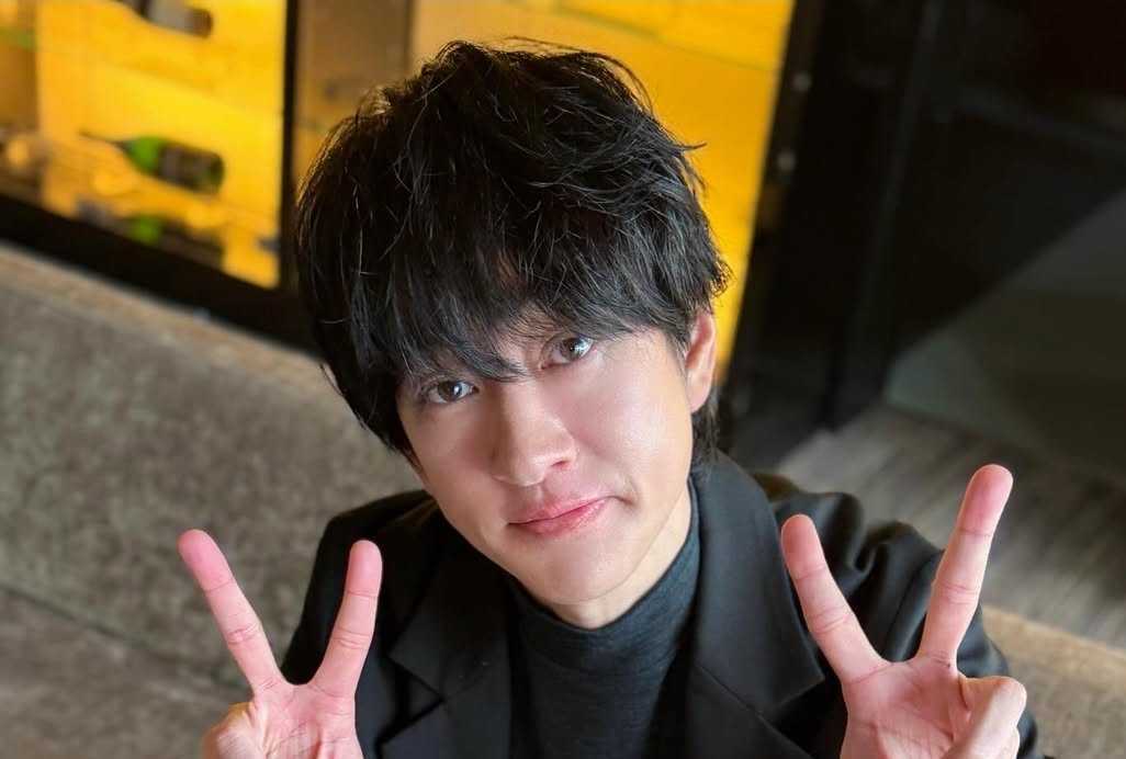 横山裕、実弟と“15年ぶり”にセブ島へ→兄弟2ショットに「エモい」「弟