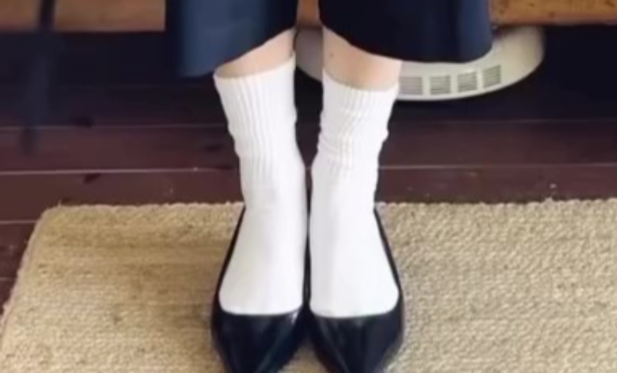57歳女性が重ね着コーデを披露→「真似できない」と言われたが…… 憧れる姿に「雷に打たれた気分」「勉強になります!」(1/3) | ファッション ねとらぼ