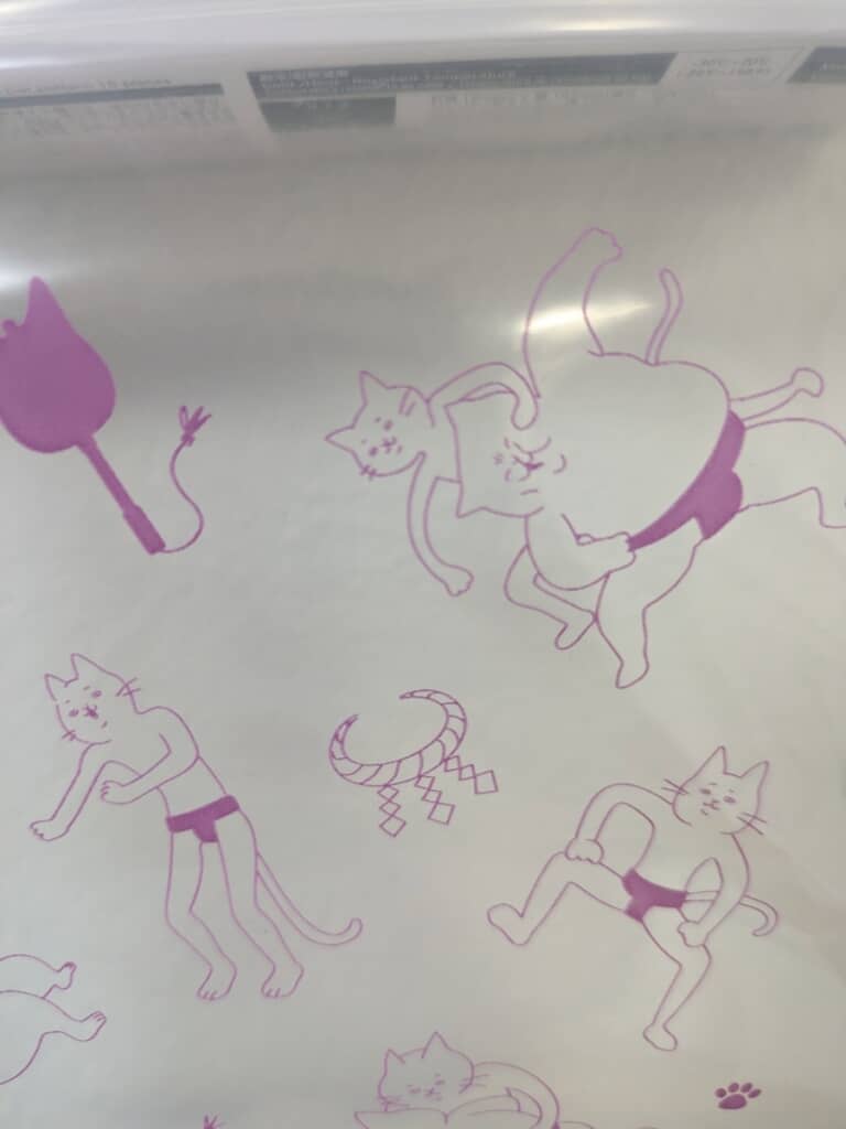 よく見ると表情もじわじわくる