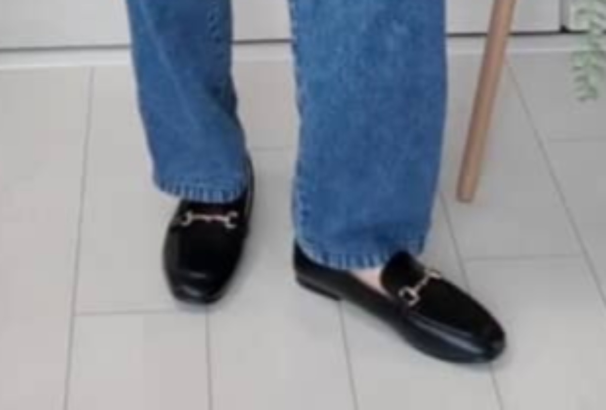 ぽっちゃりさんがGUの服を着たら……　驚きの細見えコーデに「売り切れる前にGUへ」「同じことで悩んでた！」（1/3） | 女性 ねとらぼ