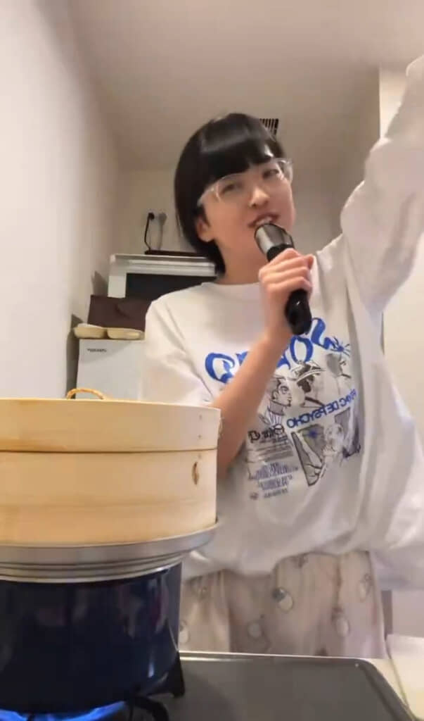あらためて動画を見てみるとたしかに取っ手だ……