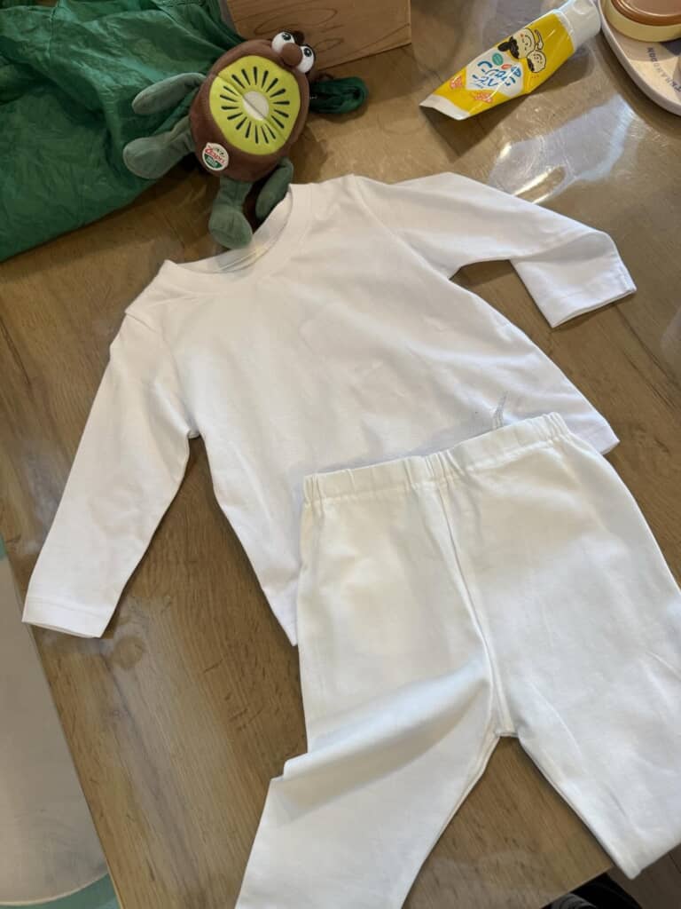 汚れてもいい服