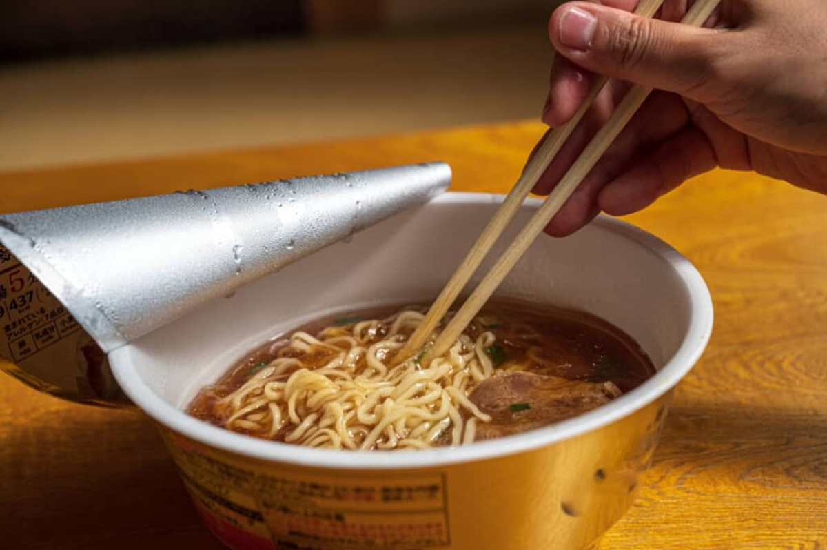 男性に聞いた】「スープが最高にうまいと思うカップ麺シリーズ