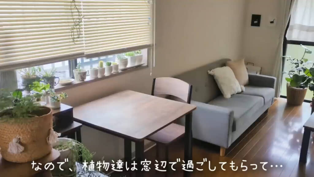 これからはこの机で食事をする予定