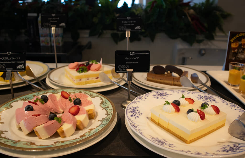 美しいケーキがずらり