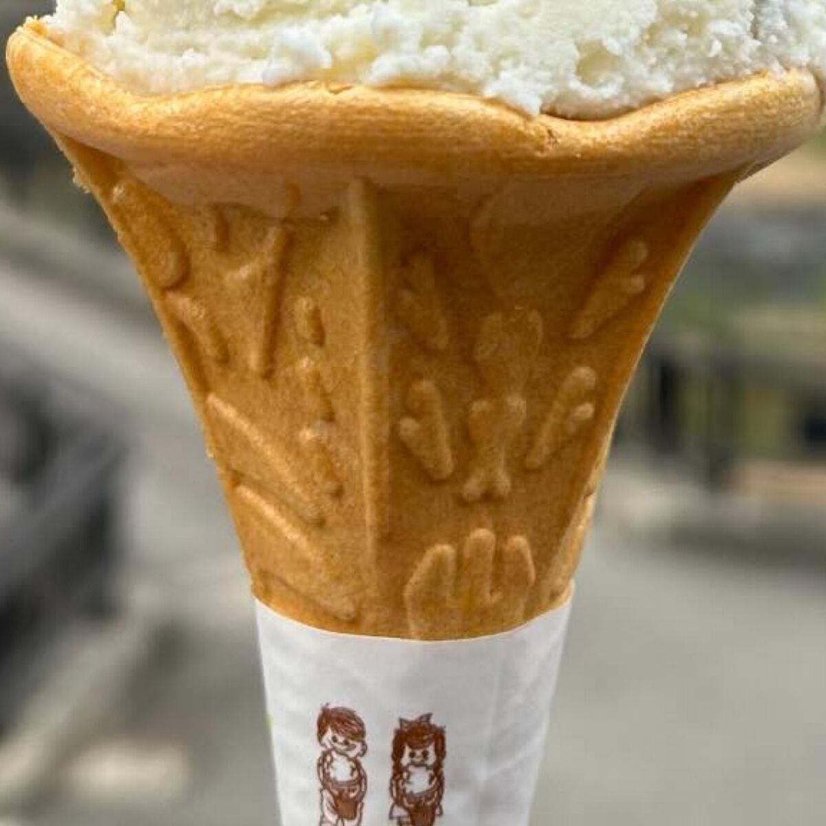 カフェでジェラートを頼んだら…… 「AI?」とんでもない光景に「いい意味で狂ってる」「一度は行ってみたい」(1/3) | グルメ ねとらぼ