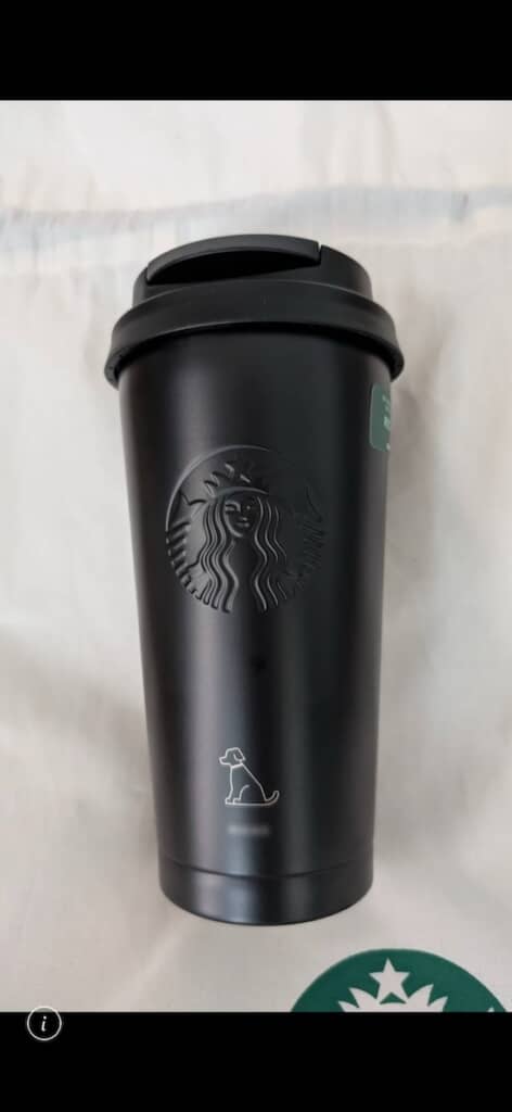 Makiさんが母にプレゼントしたスタバのタンブラー