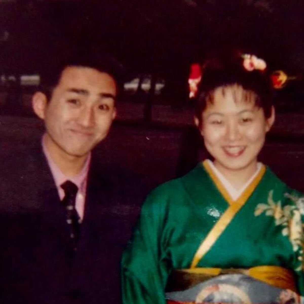 20歳のころ、付き合っていた2人→25年ぶりに偶然再会し……　まさかの現在の姿に「王子様に見える」「これはやられた」「素敵すぎて涙」（1/3） | ライフスタイル ねとらぼ