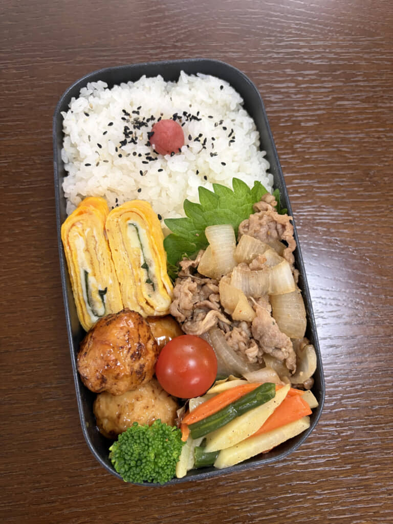 手抜きというよりもむしろガチなお弁当