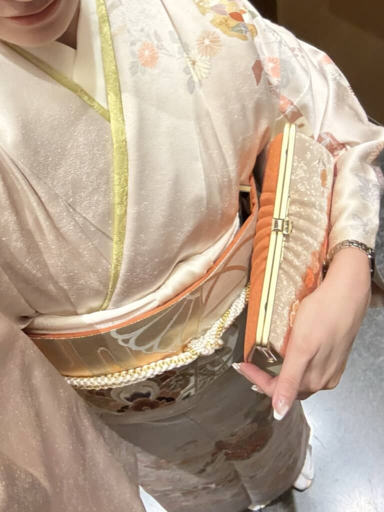 結婚式で着たのは……？