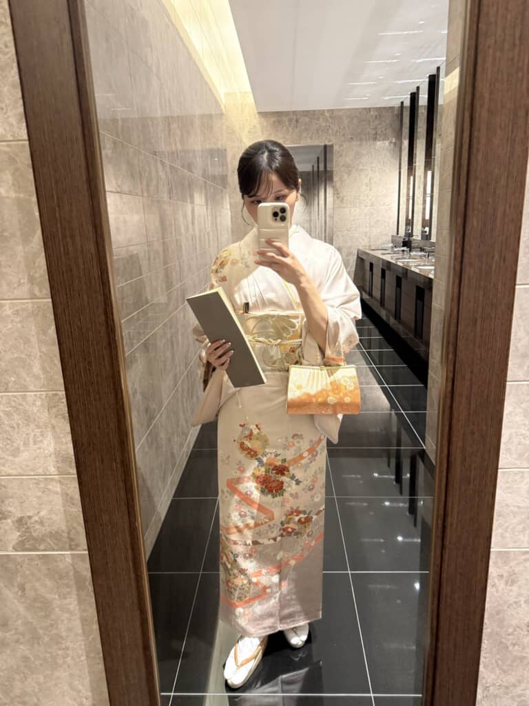 母の着物を着て出席したHinakoさん