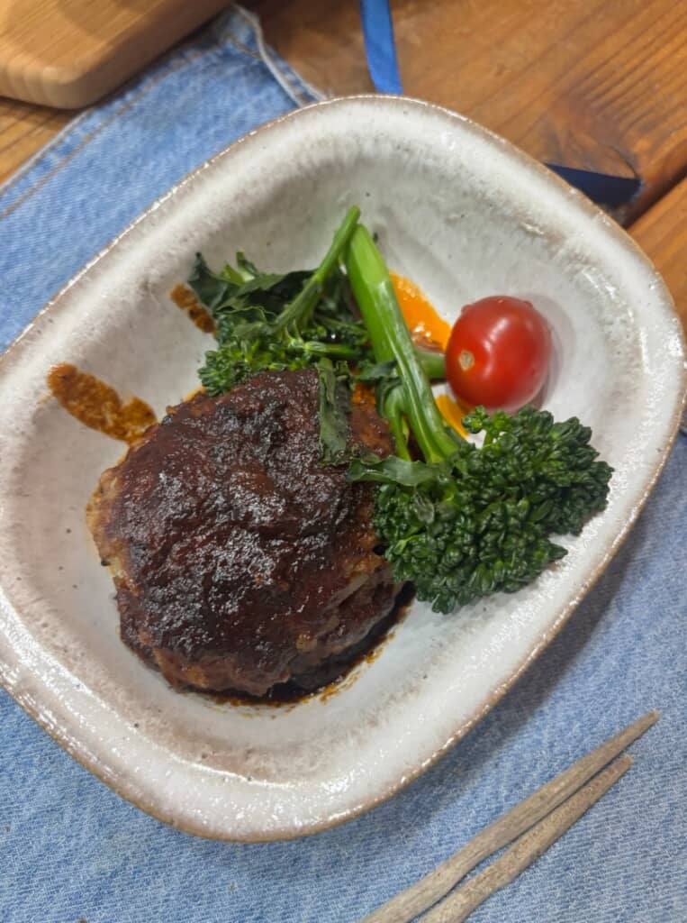 おいしそうなハンバーグ！