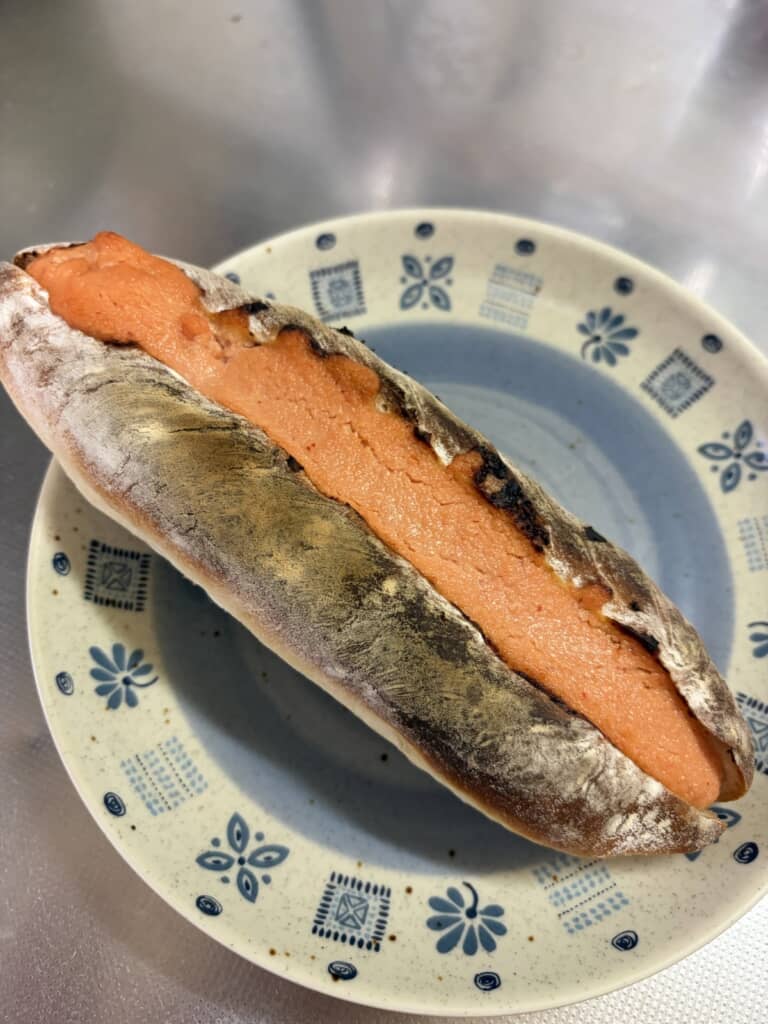 焦げてしまった明太フランス