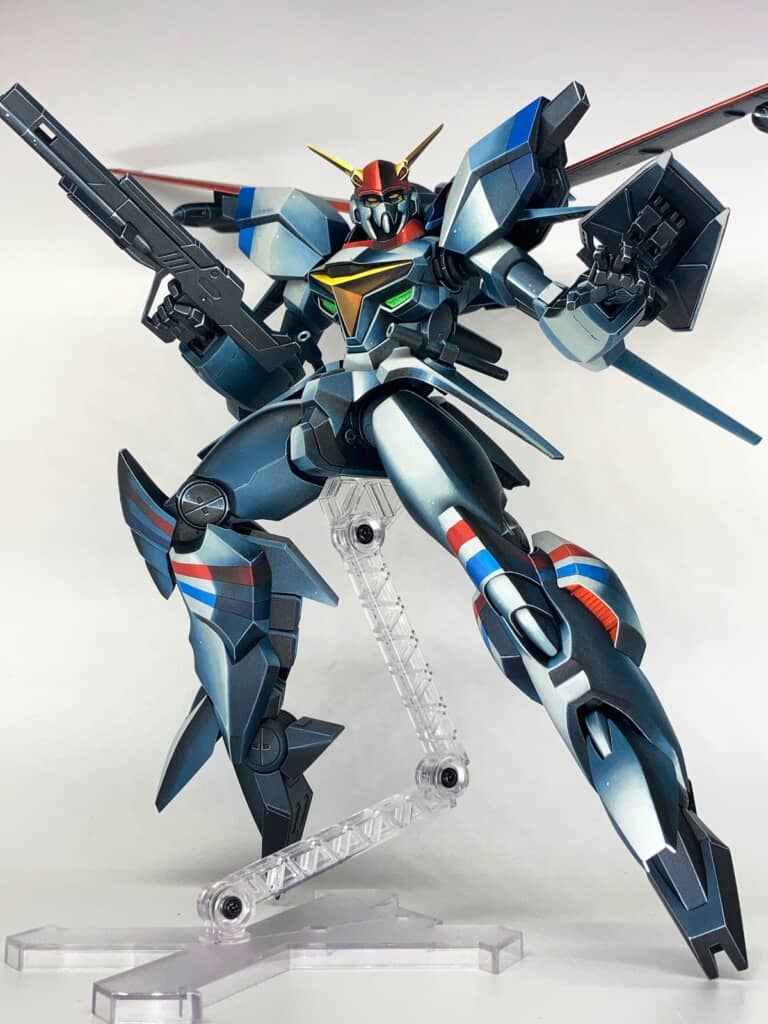 グラデーションをつけながら筆塗りしたドラグナー1のプラモデル
