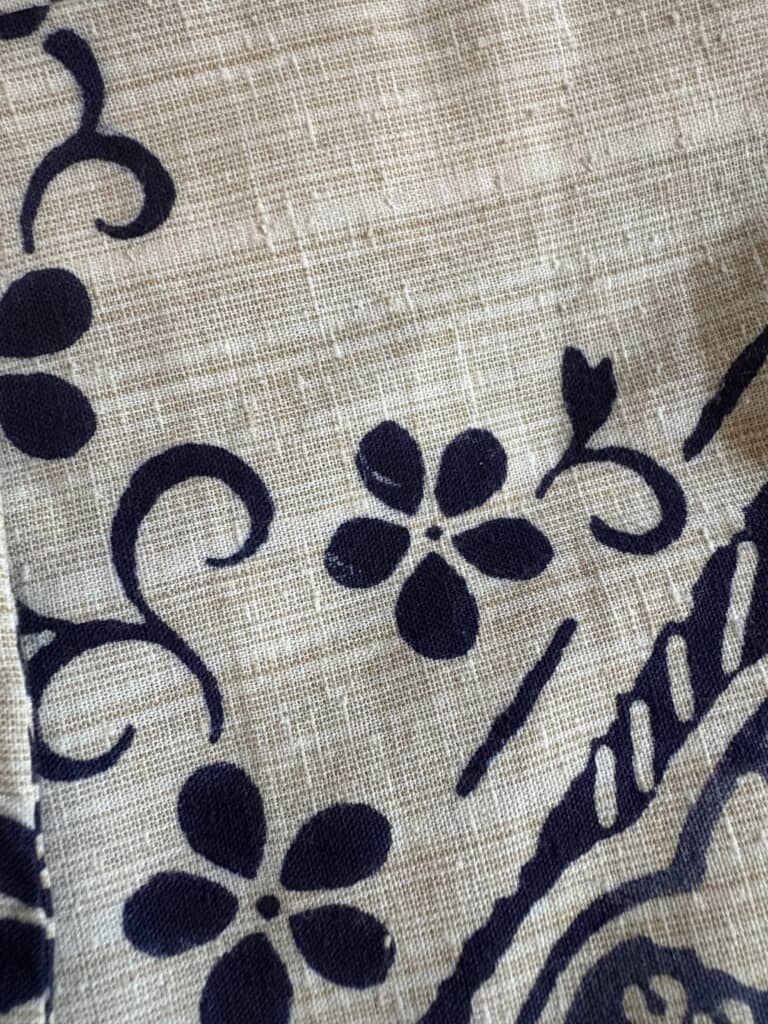 軽やかな肌触りの紅梅