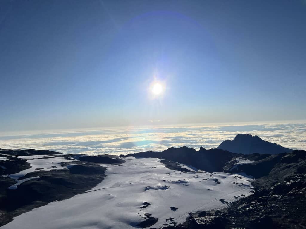 すっかり太陽がのぼった様子