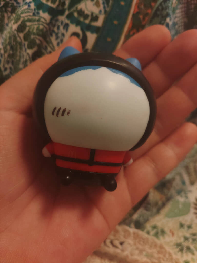 ハチワレの顔が消えた……！
