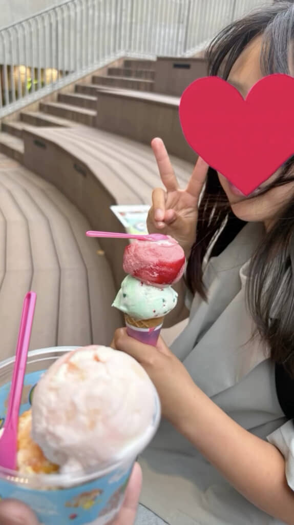 2段重ねアイスを購入!