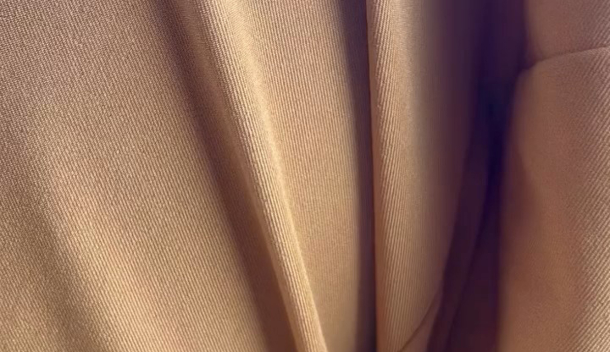 「私のズボンを小林幸子が歩いてた」→そんなばかな、と思い見ると……「声出して笑った」まさかの光景に「初めて見ました」（1/2） | その他生き物 ねとらぼ
