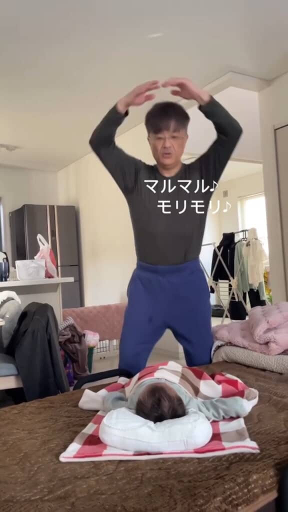 子供向けの歌でダンス中