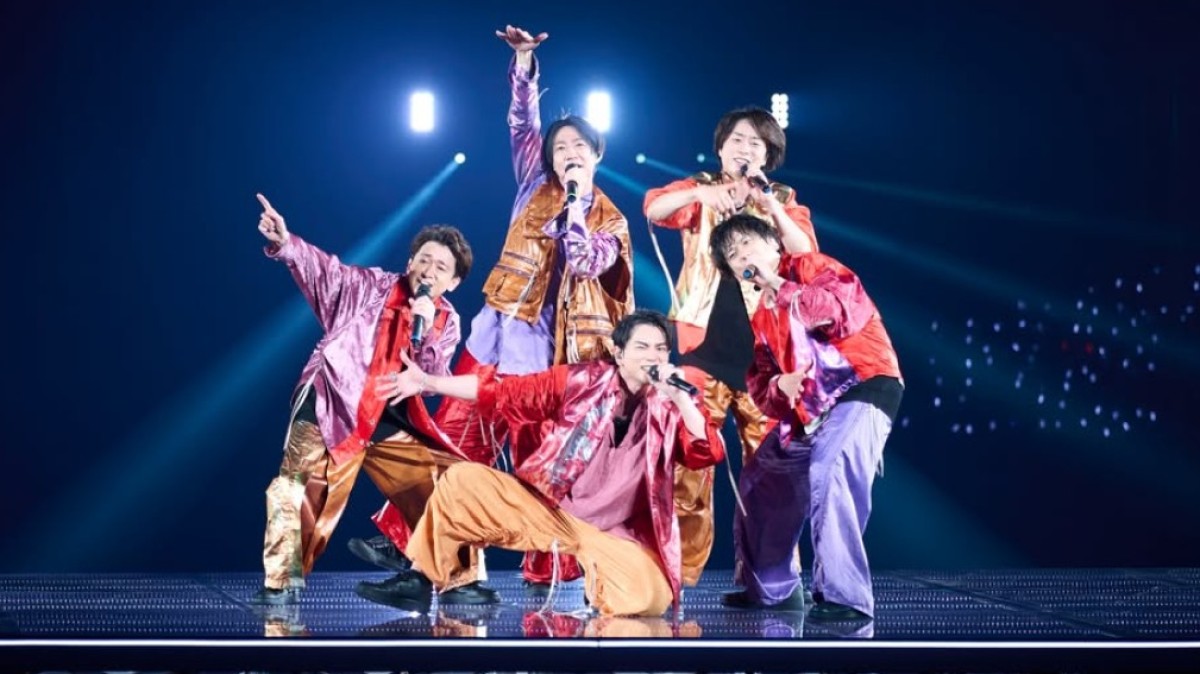 「ほんとに怒りを覚える」 嵐・“銀テープ”転売対策もフリマサービスに出品多数「誰も買わないで」「絶対に許せない」(1/2) | ライフスタイル ねとらぼ