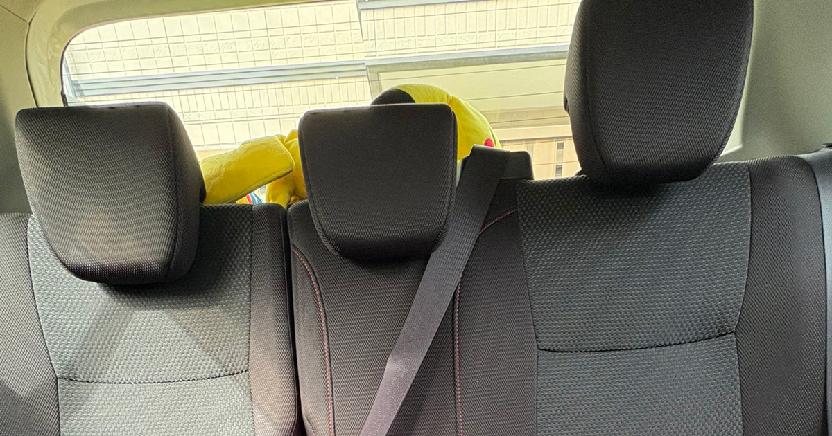 ぬいぐるみを乗せたまま車検へ→ドアを開けると……「神」 まさかの光景が「解ってるスタッフだぁ」「草」と140万表示(1/2) | 車 ねとらぼ