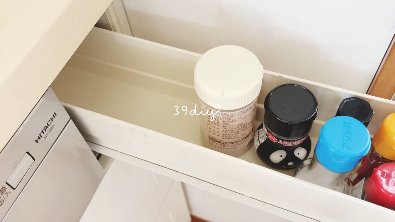 キッチンの引き出しがごちゃつく → 主婦がDIYすると…… 中身がズレない・倒れない整理アイテムに「全ての引き出しにつけたい」「キッチン立つ人には必須」(1/3) | 住まい ねとらぼ