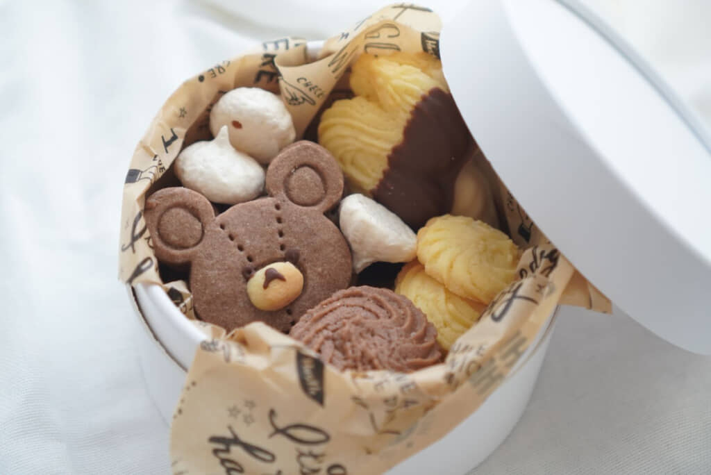 “かわいい”が詰まったクッキー缶