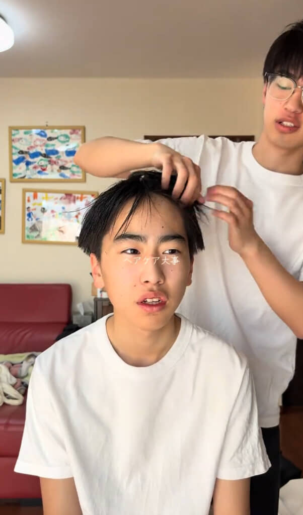 まずはヘアオイルで保湿