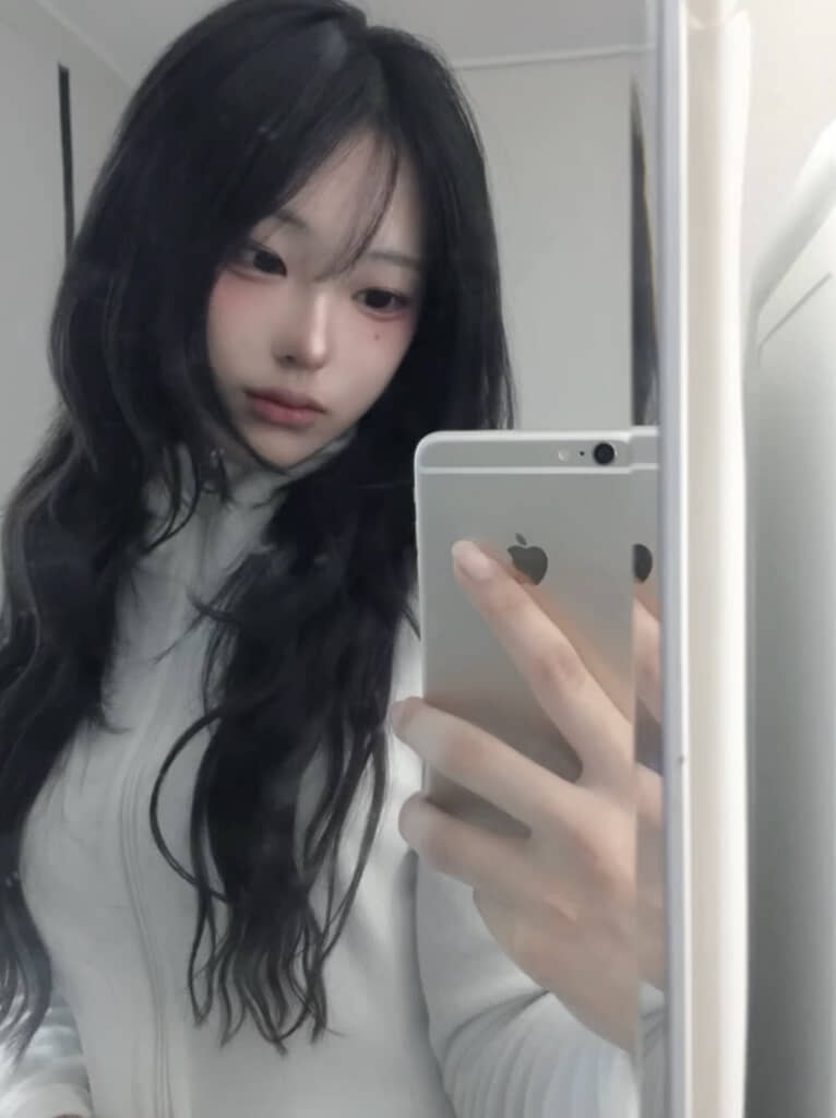 メイクも髪形もステキ