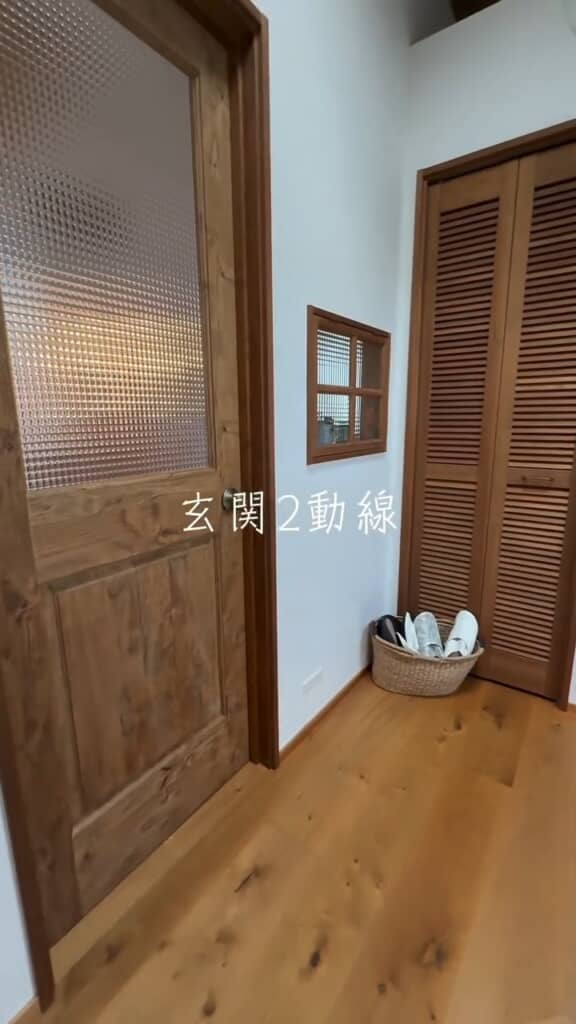 玄関入ってすぐは来客用