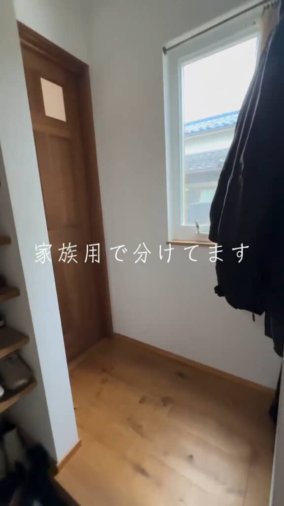 上着の収納も可能