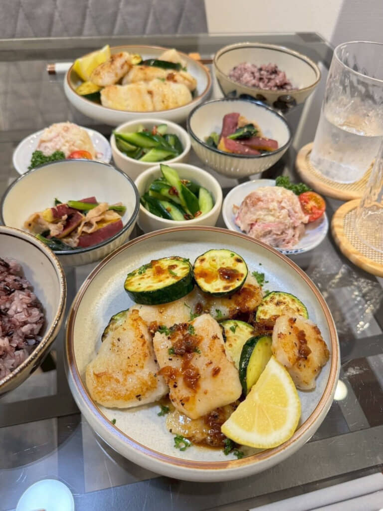 「白身魚のムニエル にんにくソース」