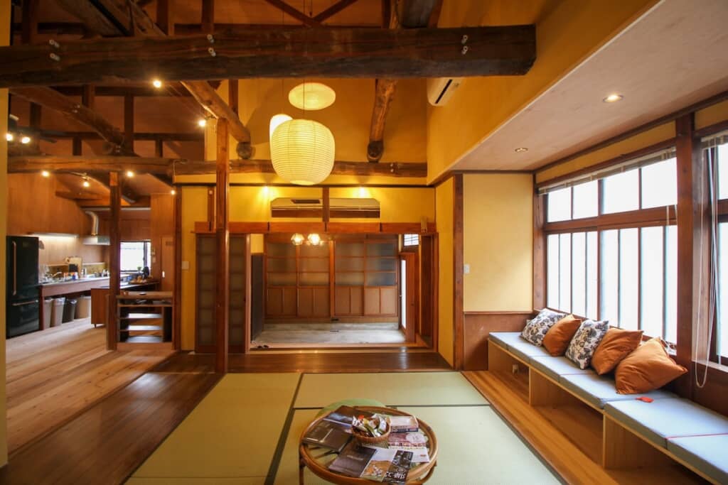 本来の雰囲気は残しつつ、がらっと間取りが変わりました