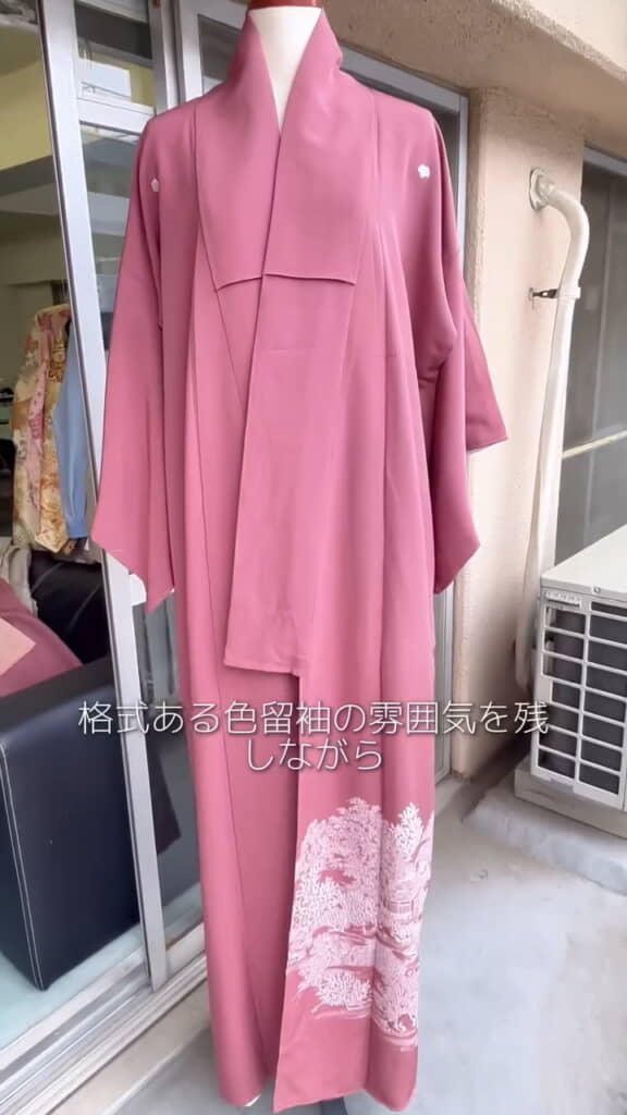 上品な桜色の色留袖